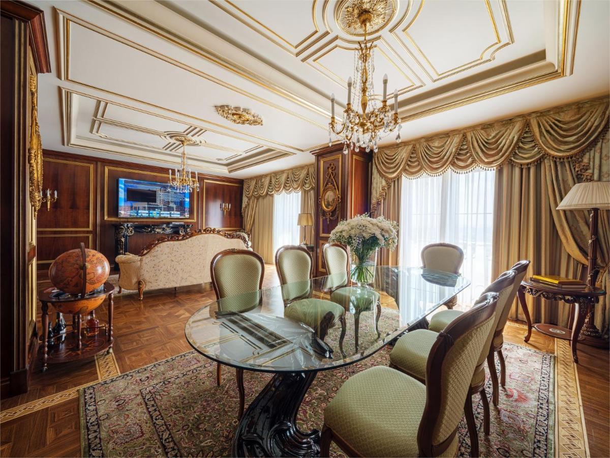 מלון Rixos Khadisha שימקנט מראה חיצוני תמונה A suite at the hotel
