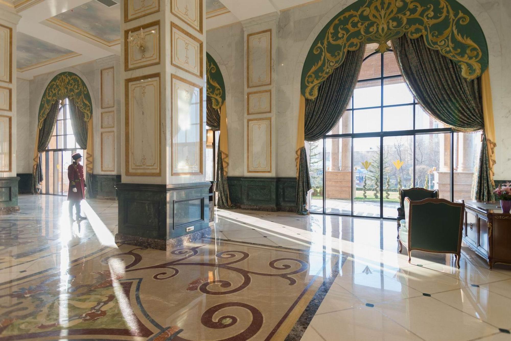 מלון Rixos Khadisha שימקנט מראה חיצוני תמונה Interior of the hotel